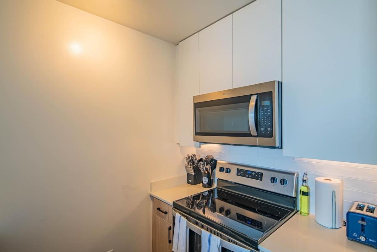 Detailed 2Bd, Highrise Dt, Pool, Gym, Parking, Sleeps 8 Daire Phoenix Dış mekan fotoğraf